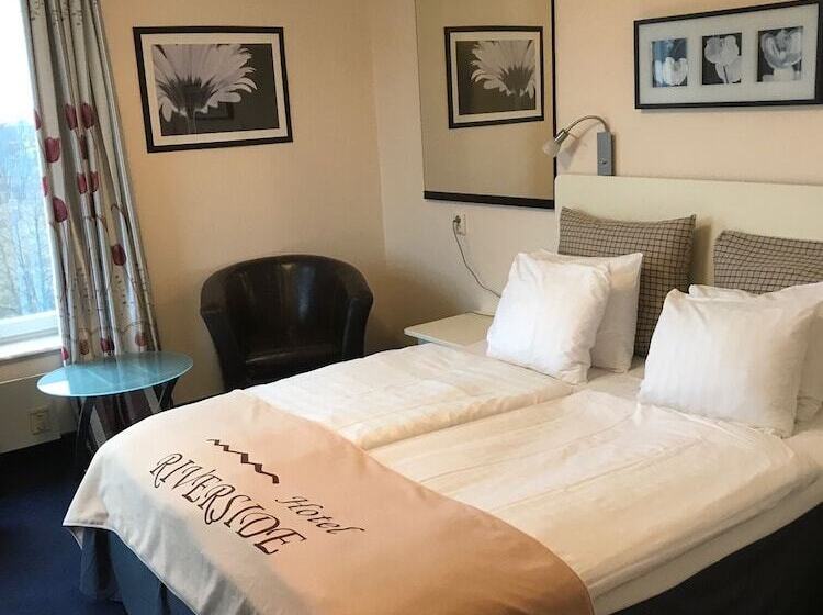 Hotel Riverside