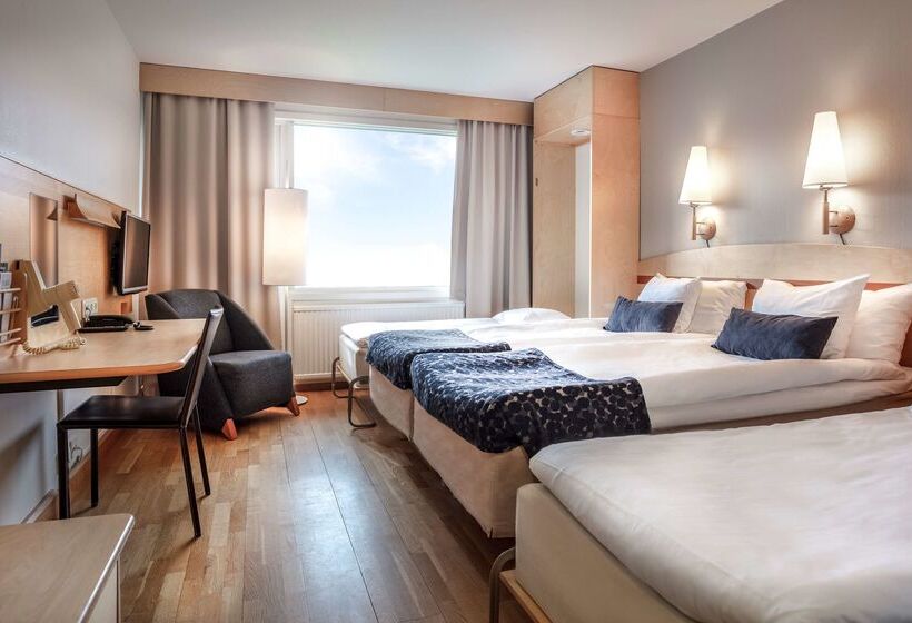 בית מלון כפרי Scandic Elmia