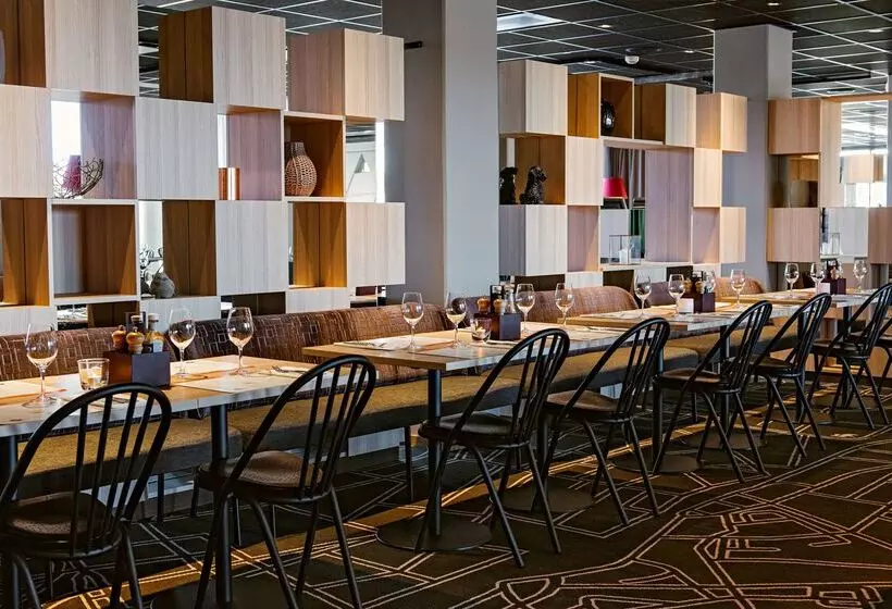 Отель Scandic Elmia