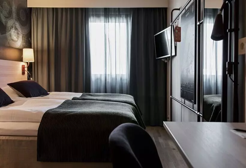 Отель Scandic Elmia