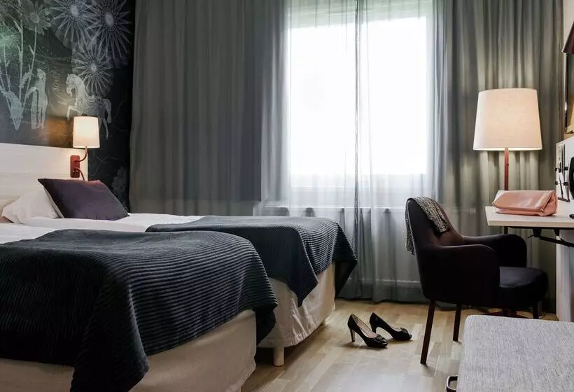 בית מלון כפרי Scandic Segevång