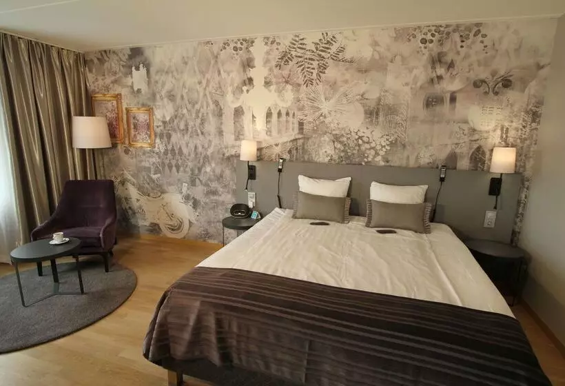 ホテル Scandic Triangeln