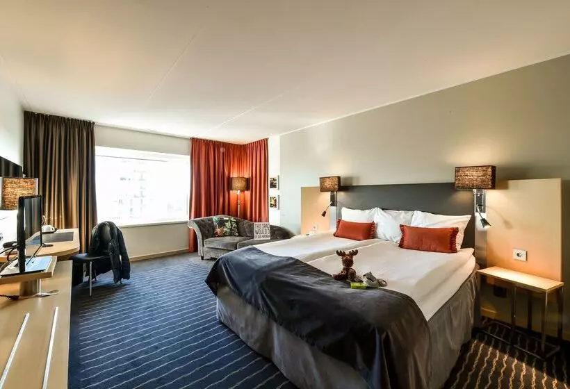 ホテル Scandic Triangeln