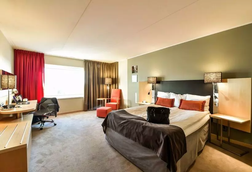 ホテル Scandic Triangeln