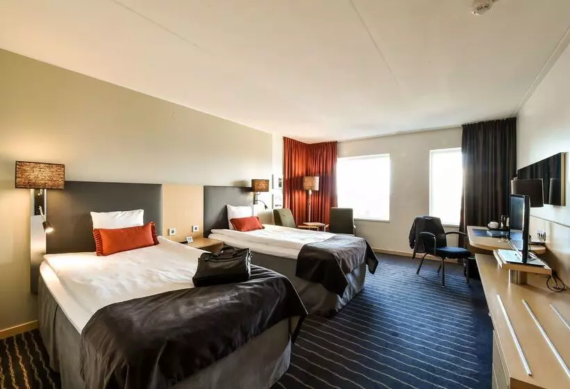 ホテル Scandic Triangeln