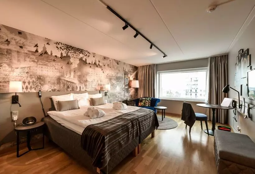 ホテル Scandic Triangeln