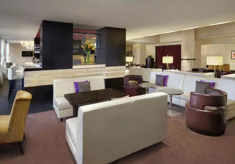 בית מלון כפרי Sheraton Stockholm