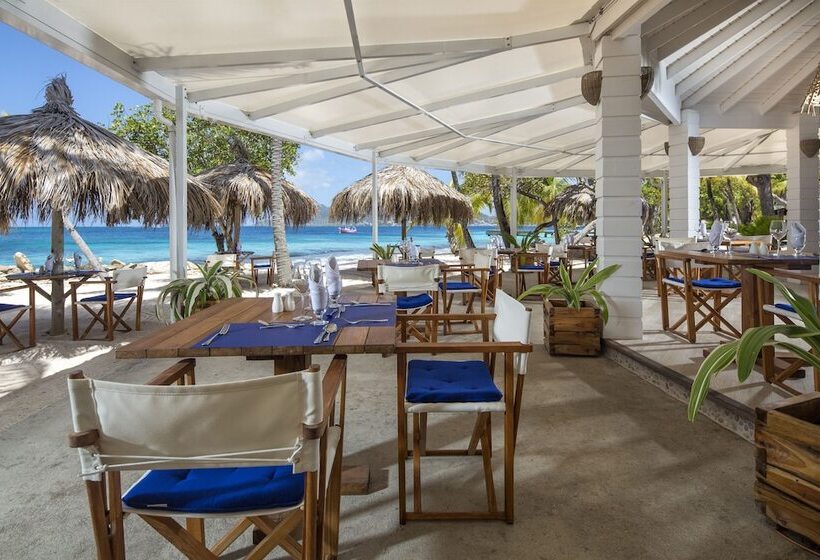 هتل Palm Island Resort & Spa