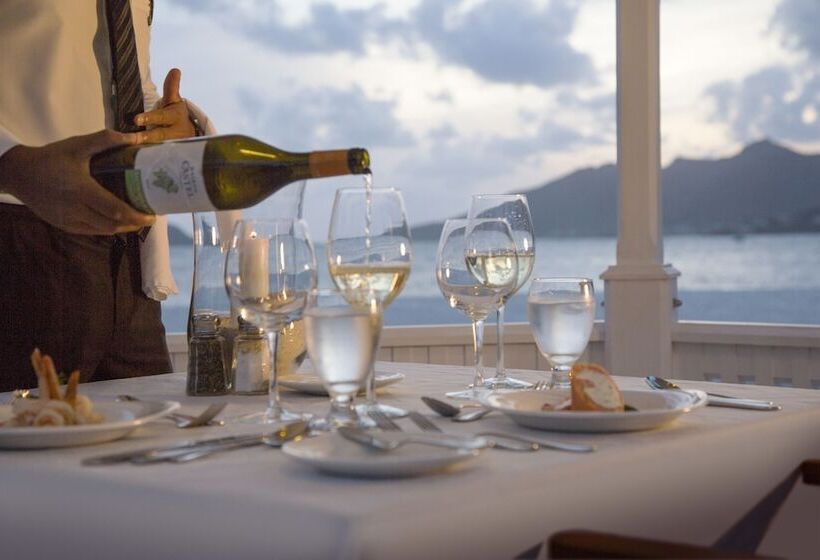 هتل Palm Island Resort & Spa