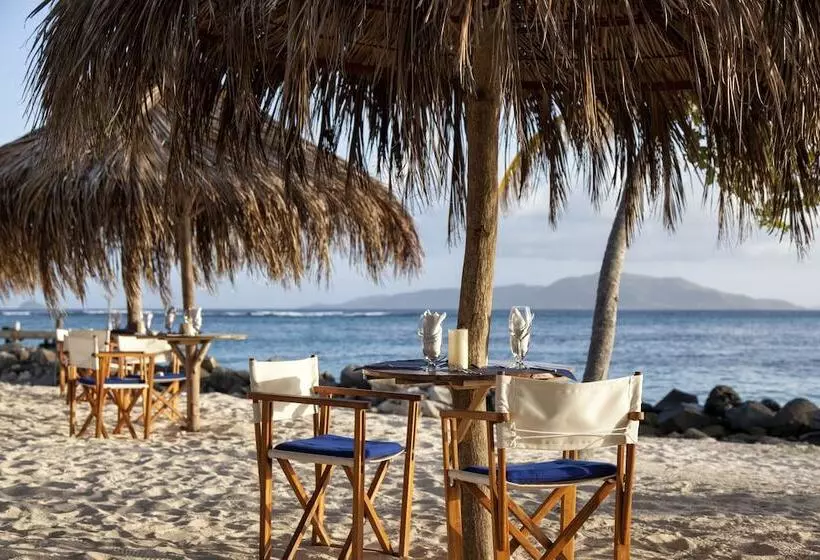 هتل Palm Island Resort & Spa