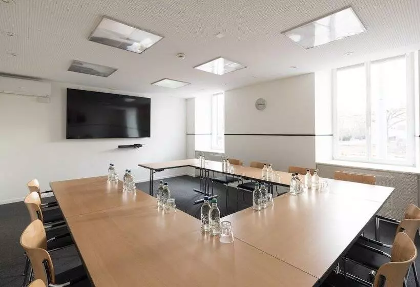 Hotel Fred Zürich Hauptbahnhof