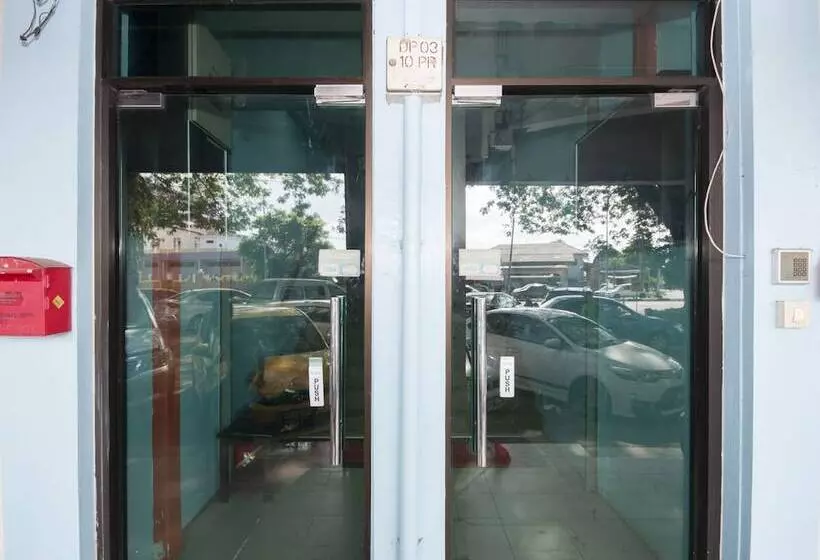 Bintang Fajar Hotel By Oyo Rooms