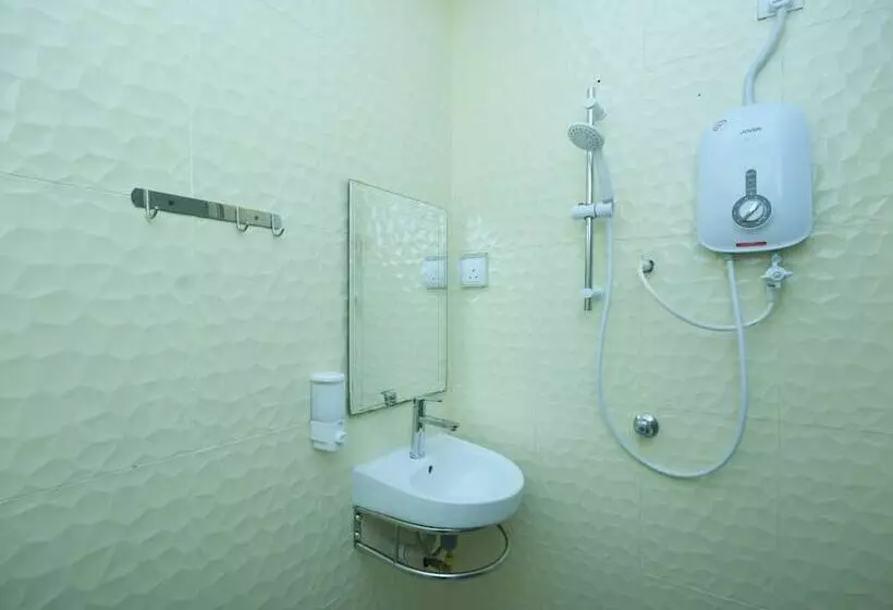 Bintang Fajar Hotel By Oyo Rooms