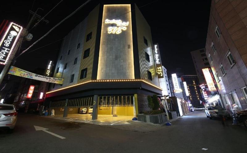 Hotel Boutique  37.5