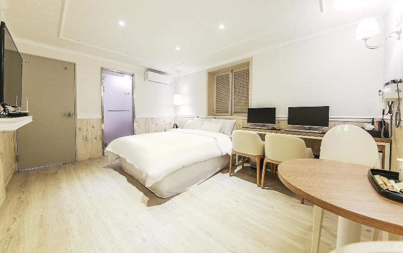 Hotel Boutique  37.5