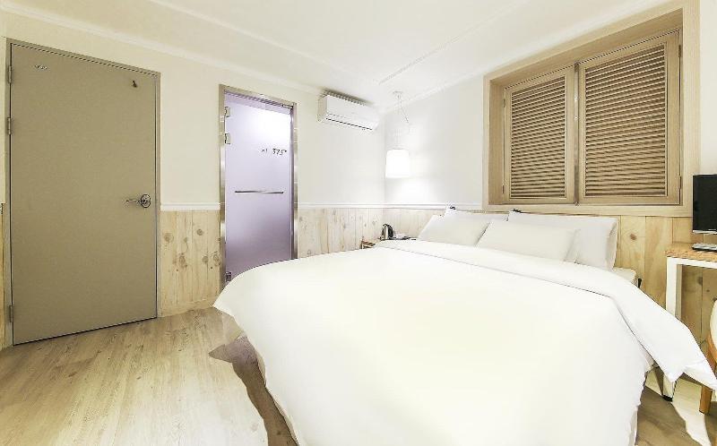 Hotel Boutique  37.5