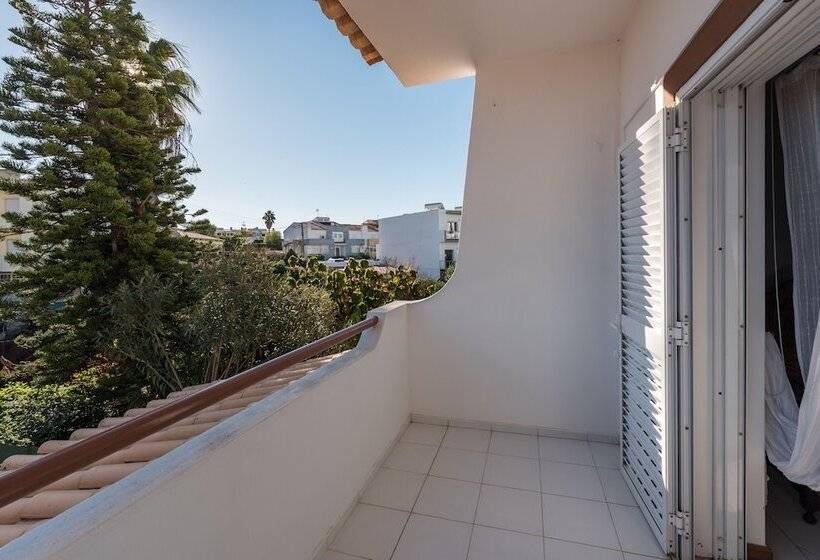 Dipti S Bed And Breakfast