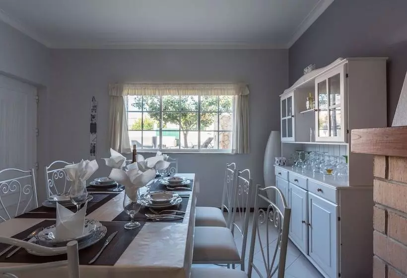 Dipti S Bed And Breakfast