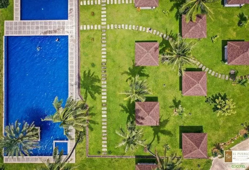 El Pueblo De Hermano By Cocotel