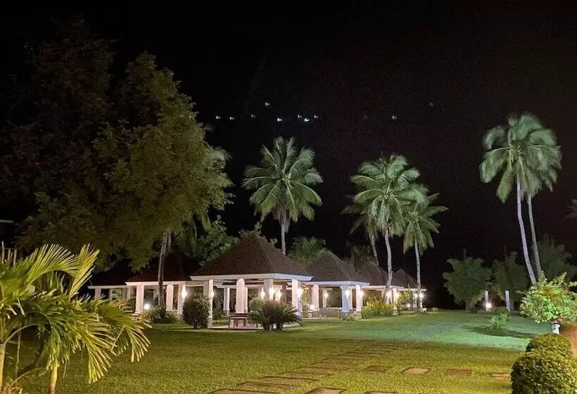 El Pueblo De Hermano By Cocotel