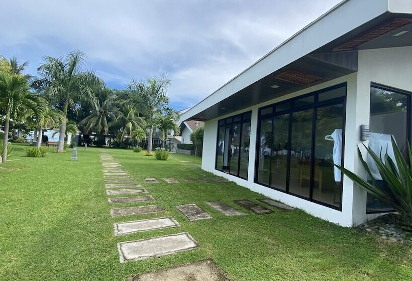 El Pueblo De Hermano By Cocotel