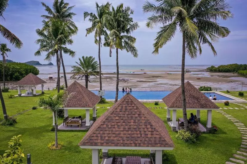 El Pueblo De Hermano By Cocotel