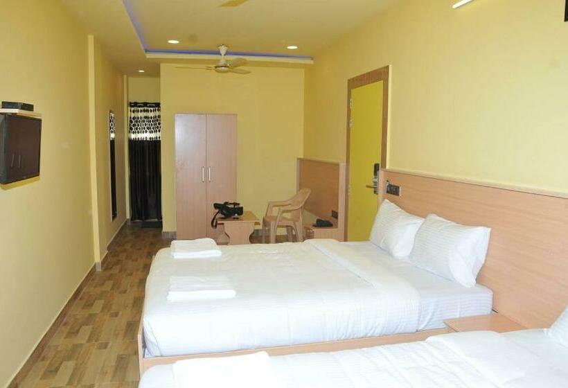 Hotell R R Residency