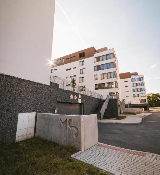 酒店 Avenue Pallova 28