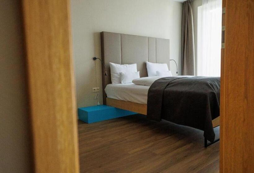 酒店 Avenue Pallova 28