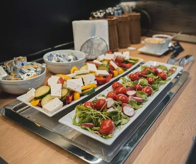 هتل Avenue Pallova 28