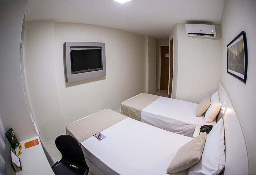 Bristol Easy Hotel   Rio Bonito