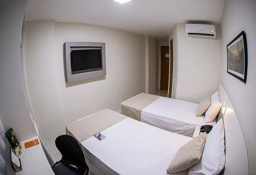 Bristol Easy Hotel   Rio Bonito