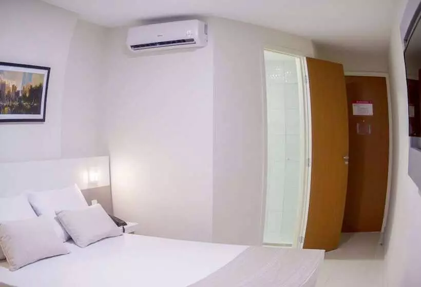 Bristol Easy Hotel   Rio Bonito