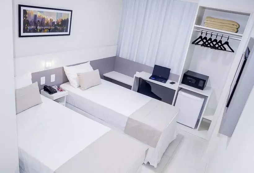 Bristol Easy Hotel   Rio Bonito