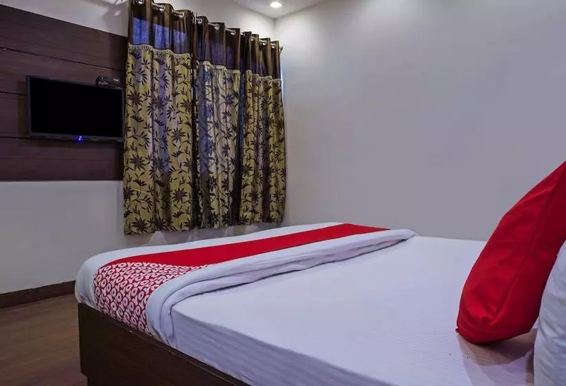 ホテル Kartikay Grand By Oyo Rooms