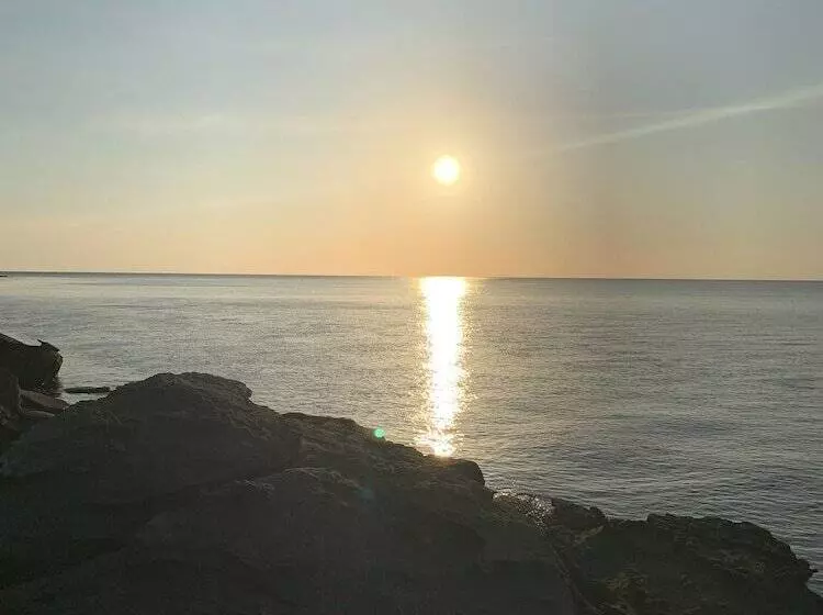 Hotelli On The Rocks