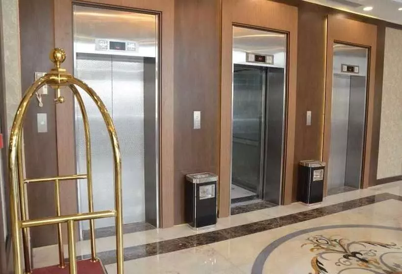 هتل Rawabi Emirates
