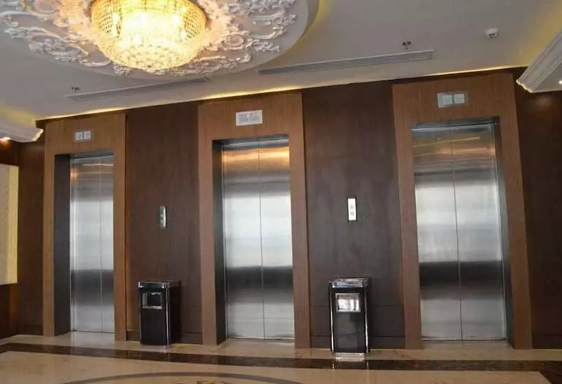 هتل Rawabi Emirates