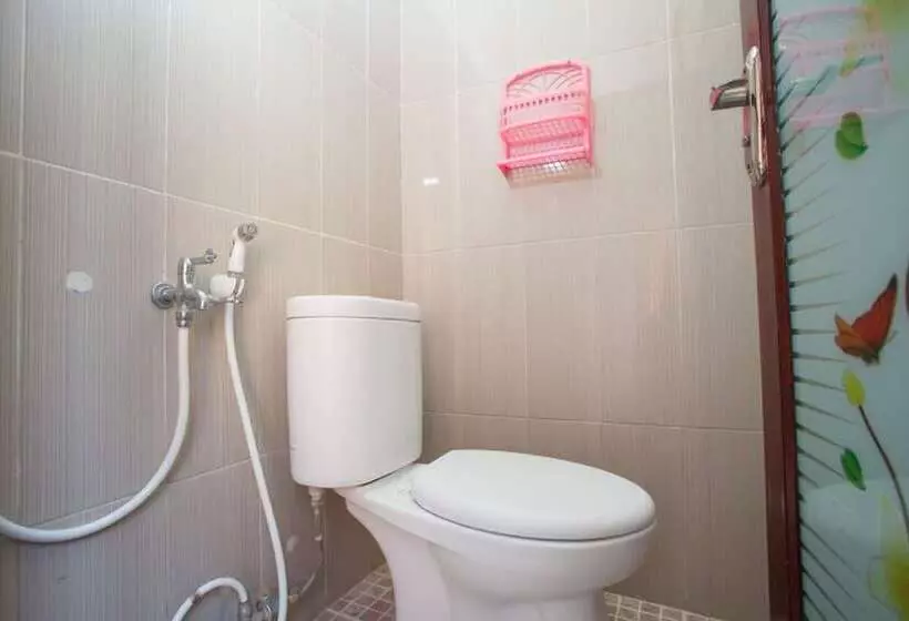 Hotelli Reddoorz Syariah Near Untag Banyuwangi