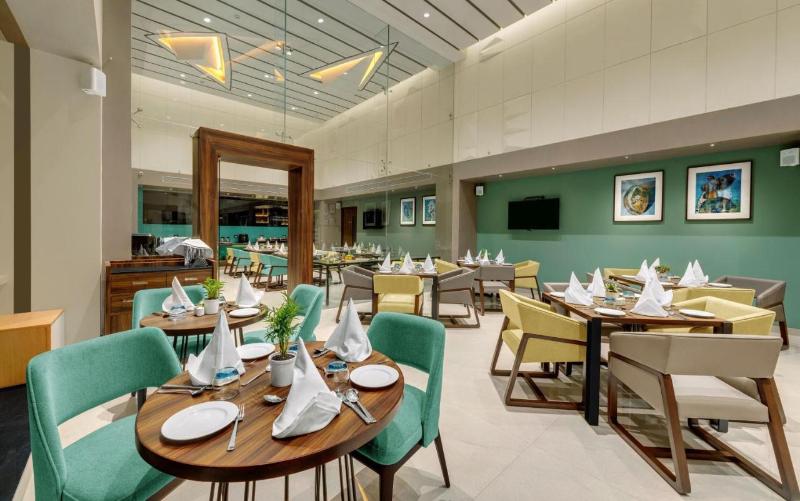 ホテル The Fern Residency, Karad