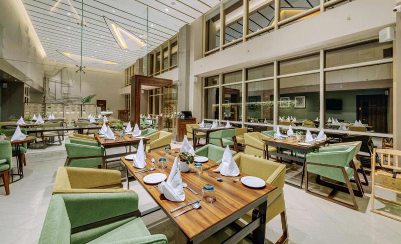 ホテル The Fern Residency, Karad