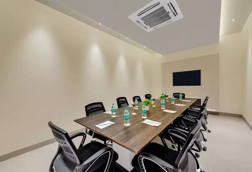 Hotelli The Fern Residency, Karad