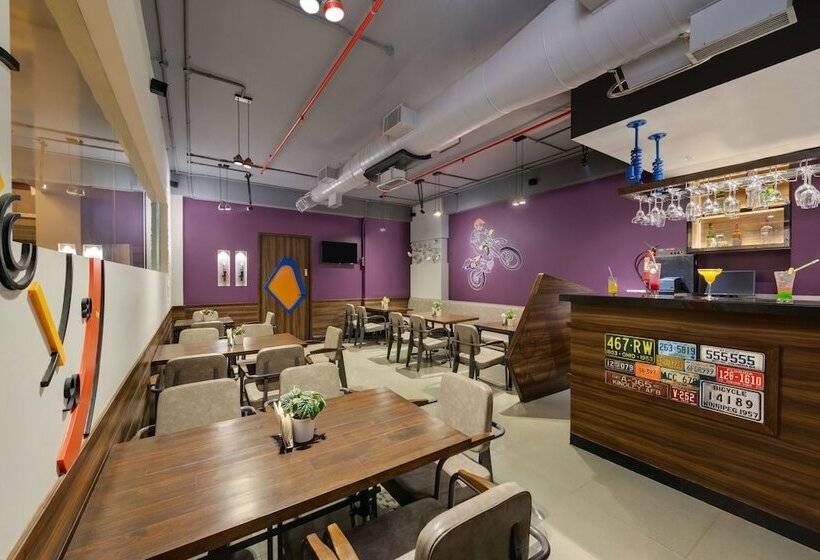 ホテル The Fern Residency, Karad