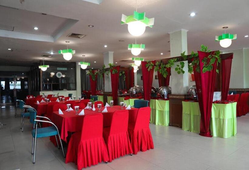 Mona Plaza Hotel By Oyo Rooms