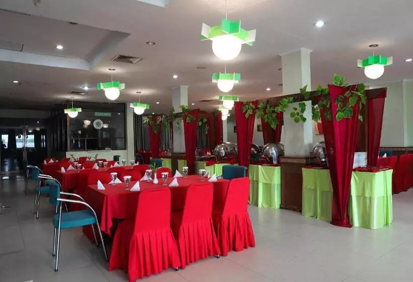 Mona Plaza Hotel By Oyo Rooms