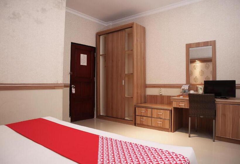 Mona Plaza Hotel By Oyo Rooms