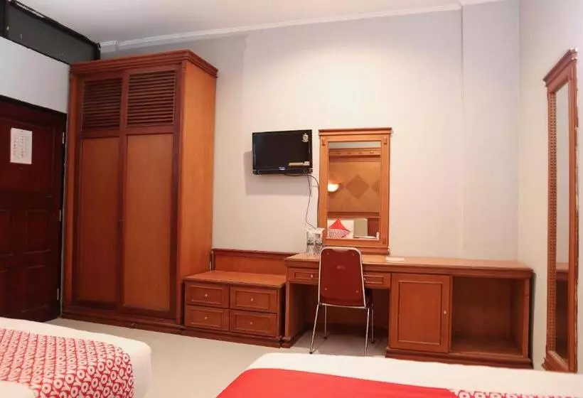 Mona Plaza Hotel By Oyo Rooms