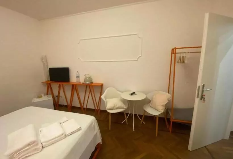 پانسیون Limoncello Rooms