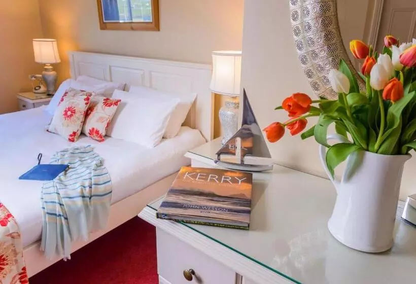 The Moorings Hotel & Seafood Restaurant