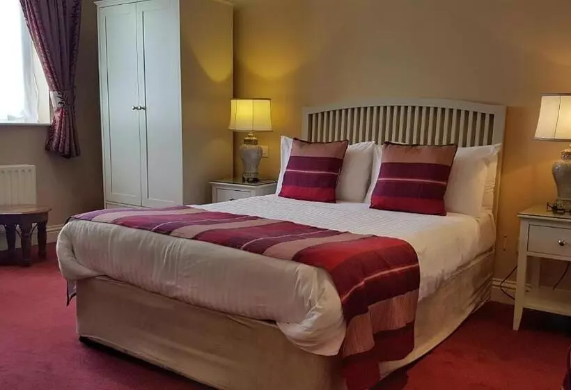 The Moorings Hotel & Seafood Restaurant